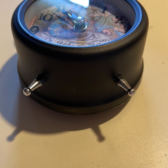 Absalom Alice in wonderland clock - Picture 4 of 4